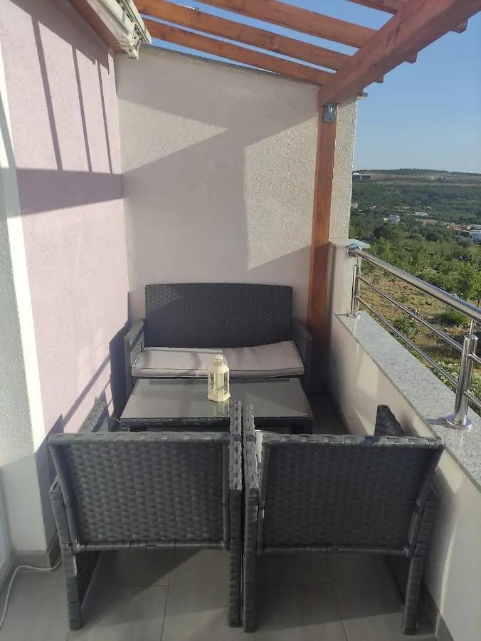 Apartmani Ima Rovanjska