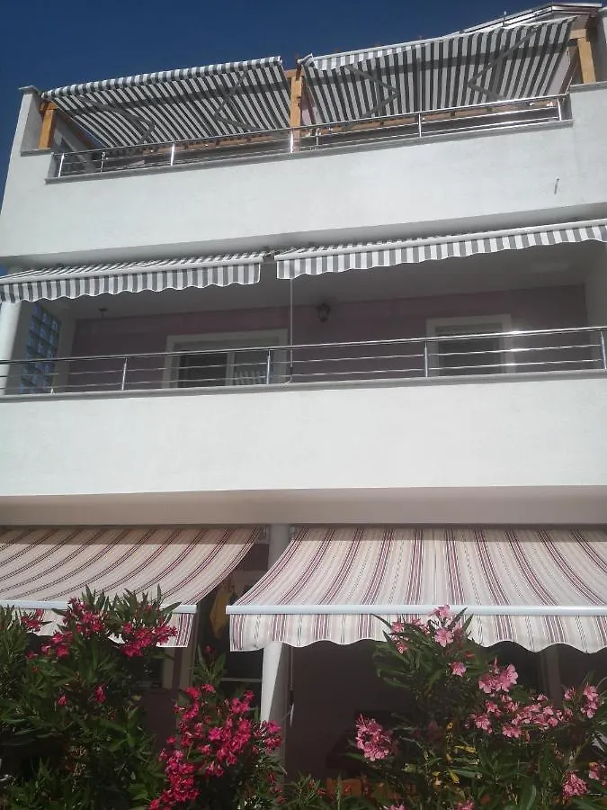 Apartmani Ima Rovanjska 0*,  Kroatien