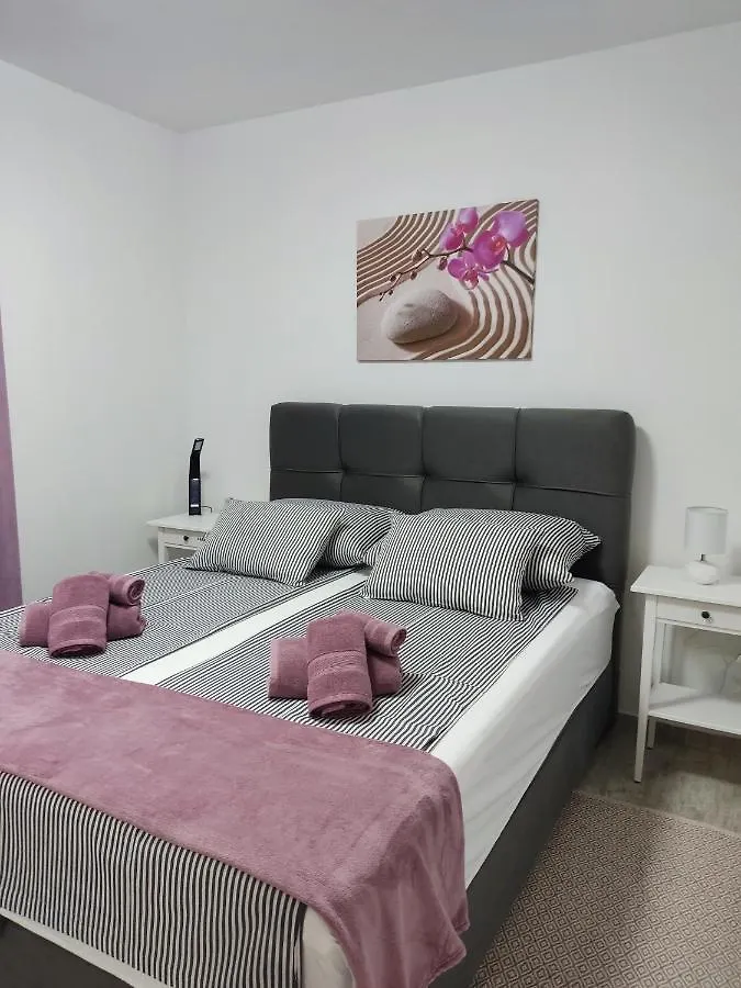 Apartmani Ima Rovanjska
